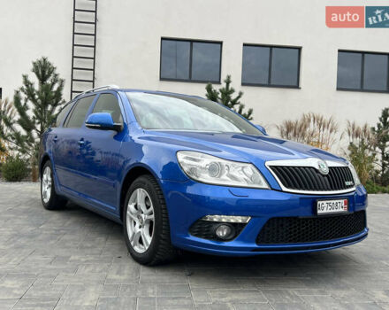 Синій Шкода Октавія, об'ємом двигуна 2 л та пробігом 204 тис. км за 11950 $, фото 211 на Automoto.ua