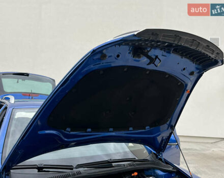 Синий Шкода Октавия, объемом двигателя 2 л и пробегом 204 тыс. км за 12650 $, фото 184 на Automoto.ua