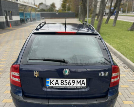 Синий Шкода Октавия, объемом двигателя 1.6 л и пробегом 258 тыс. км за 5600 $, фото 4 на Automoto.ua