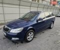 Синий Шкода Октавия, объемом двигателя 1.6 л и пробегом 224 тыс. км за 8500 $, фото 1 на Automoto.ua
