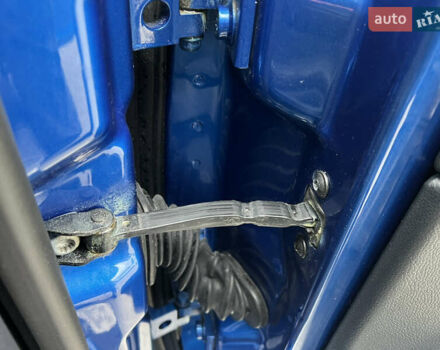 Синий Шкода Октавия, объемом двигателя 2 л и пробегом 204 тыс. км за 12650 $, фото 140 на Automoto.ua