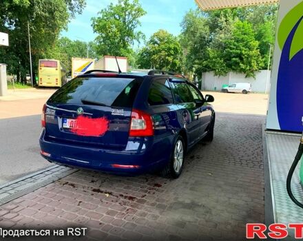 Синий Шкода Октавия, объемом двигателя 1.6 л и пробегом 280 тыс. км за 7000 $, фото 2 на Automoto.ua