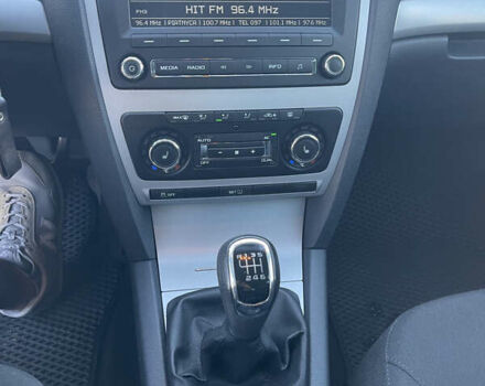 Синий Шкода Октавия, объемом двигателя 1.4 л и пробегом 265 тыс. км за 7950 $, фото 17 на Automoto.ua