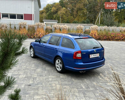 Синий Шкода Октавия, объемом двигателя 2 л и пробегом 204 тыс. км за 12650 $, фото 216 на Automoto.ua