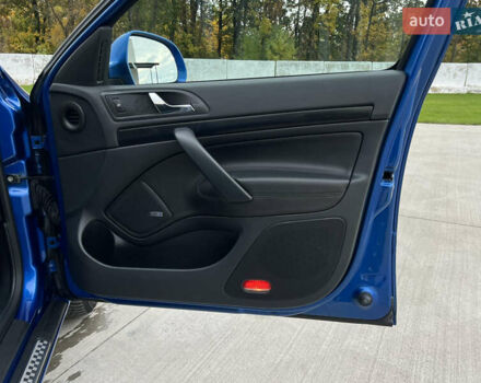 Синий Шкода Октавия, объемом двигателя 2 л и пробегом 204 тыс. км за 12650 $, фото 118 на Automoto.ua