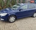 Синий Шкода Октавия, объемом двигателя 1.6 л и пробегом 300 тыс. км за 7300 $, фото 3 на Automoto.ua