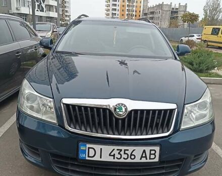 Шкода Октавия 2012 в Броварах на Automoto.ua Синий Шкода Октавия, объемом двигателя 1.9 л и пробегом 277 тыс. км за 7999 $, фото 4 на Automoto.ua