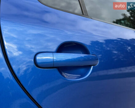 Синий Шкода Октавия, объемом двигателя 2 л и пробегом 204 тыс. км за 12650 $, фото 50 на Automoto.ua