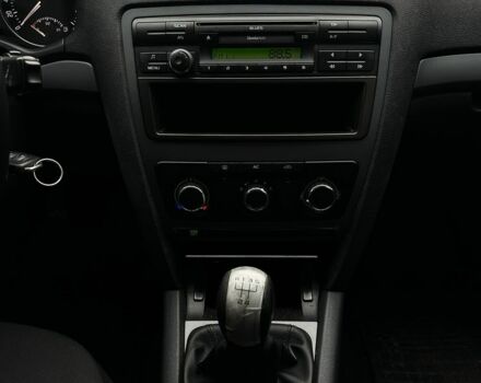 Синій Шкода Октавія, об'ємом двигуна 1.6 л та пробігом 320 тис. км за 6300 $, фото 8 на Automoto.ua