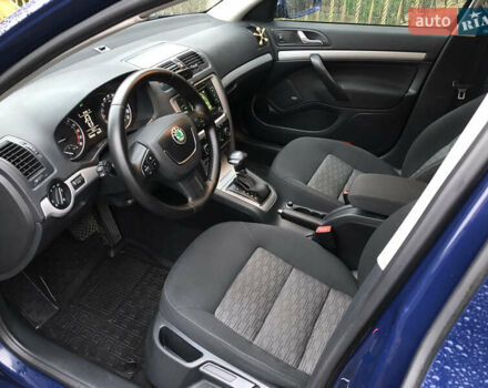 Синій Шкода Октавія, об'ємом двигуна 2 л та пробігом 299 тис. км за 9500 $, фото 14 на Automoto.ua