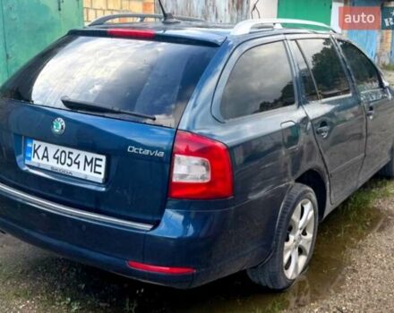 Синій Шкода Октавія, об'ємом двигуна 1.2 л та пробігом 247 тис. км за 2999 $, фото 3 на Automoto.ua