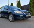 Синий Шкода Октавия, объемом двигателя 1.6 л и пробегом 268 тыс. км за 8900 $, фото 1 на Automoto.ua