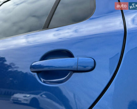 Синий Шкода Октавия, объемом двигателя 2 л и пробегом 204 тыс. км за 12650 $, фото 60 на Automoto.ua