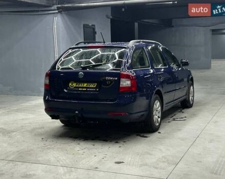 Синий Шкода Октавия, объемом двигателя 1.9 л и пробегом 217 тыс. км за 8300 $, фото 5 на Automoto.ua