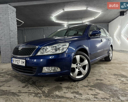 Синій Шкода Октавія, об'ємом двигуна 1.6 л та пробігом 187 тис. км за 8499 $, фото 2 на Automoto.ua