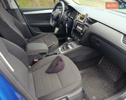 Синій Шкода Октавія, об'ємом двигуна 1.6 л та пробігом 220 тис. км за 10300 $, фото 9 на Automoto.ua