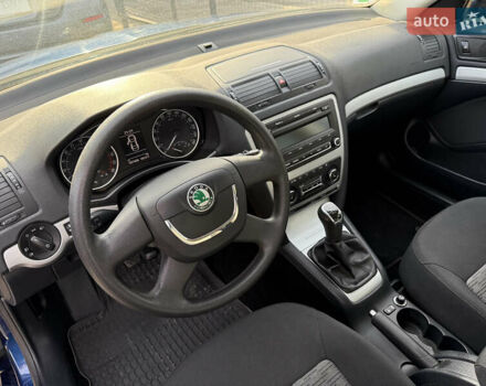 Синій Шкода Октавія, об'ємом двигуна 1.6 л та пробігом 187 тис. км за 8499 $, фото 54 на Automoto.ua