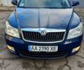 Синий Шкода Октавия, объемом двигателя 2 л и пробегом 263 тыс. км за 9500 $, фото 1 на Automoto.ua