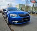 Синий Шкода Октавия, объемом двигателя 1.6 л и пробегом 216 тыс. км за 9500 $, фото 1 на Automoto.ua