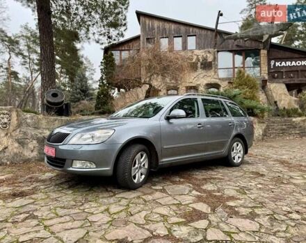 Синий Шкода Октавия, объемом двигателя 2 л и пробегом 238 тыс. км за 9999 $, фото 6 на Automoto.ua
