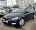 Синий Шкода Октавия, объемом двигателя 2 л и пробегом 300 тыс. км за 8450 $, фото 1 на Automoto.ua