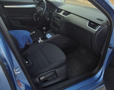 Синій Шкода Октавія, об'ємом двигуна 1.6 л та пробігом 240 тис. км за 9000 $, фото 10 на Automoto.ua