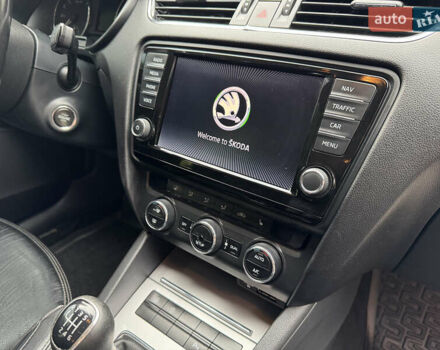 Синий Шкода Октавия, объемом двигателя 1.97 л и пробегом 289 тыс. км за 12750 $, фото 78 на Automoto.ua