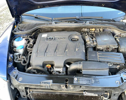 Шкода Октавия 2013 в Костополе на Automoto.ua Синий Шкода Октавия, объемом двигателя 1.6 л и пробегом 187 тыс. км за 9900 $, фото 7 на Automoto.ua