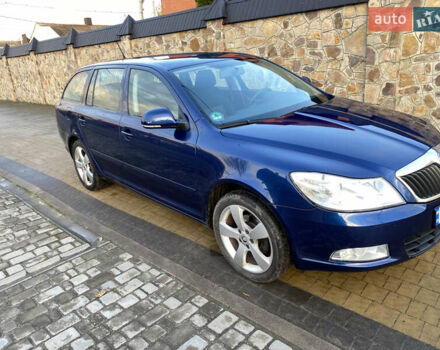 Шкода Октавия 2013 в Костополе на Automoto.ua Синий Шкода Октавия, объемом двигателя 1.6 л и пробегом 187 тыс. км за 9900 $, фото 2 на Automoto.ua