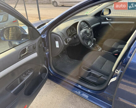 Синий Шкода Октавия, объемом двигателя 1.6 л и пробегом 187 тыс. км за 8700 $, фото 9 на Automoto.ua
