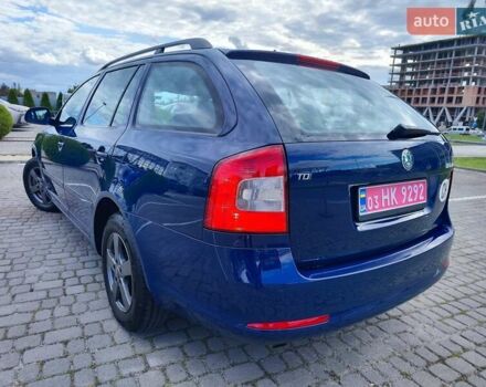 Синій Шкода Октавія, об'ємом двигуна 1.6 л та пробігом 190 тис. км за 8555 $, фото 6 на Automoto.ua