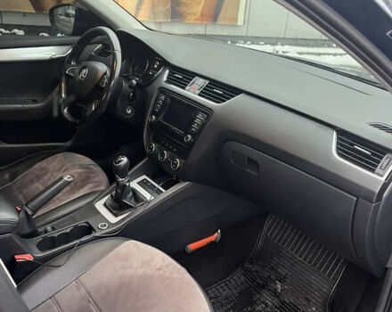 Синий Шкода Октавия, объемом двигателя 1.6 л и пробегом 330 тыс. км за 8700 $, фото 9 на Automoto.ua