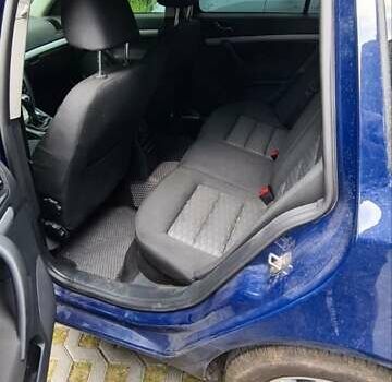 Синий Шкода Октавия, объемом двигателя 1.6 л и пробегом 284 тыс. км за 9300 $, фото 2 на Automoto.ua