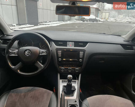 Синій Шкода Октавія, об'ємом двигуна 1.6 л та пробігом 230 тис. км за 8700 $, фото 4 на Automoto.ua