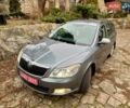 Синий Шкода Октавия, объемом двигателя 2 л и пробегом 238 тыс. км за 9999 $, фото 7 на Automoto.ua