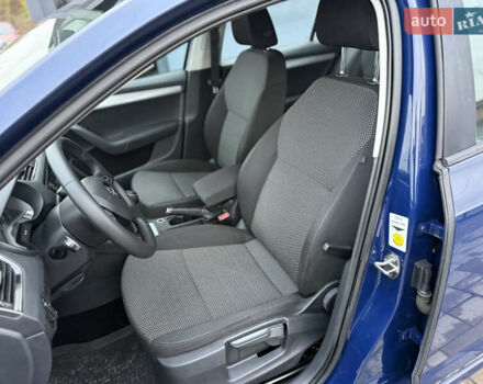 Синий Шкода Октавия, объемом двигателя 1.6 л и пробегом 276 тыс. км за 8650 $, фото 13 на Automoto.ua