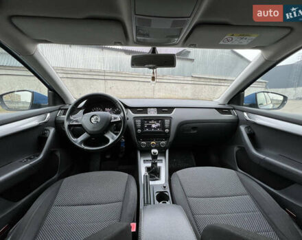 Синий Шкода Октавия, объемом двигателя 1.6 л и пробегом 242 тыс. км за 10700 $, фото 12 на Automoto.ua