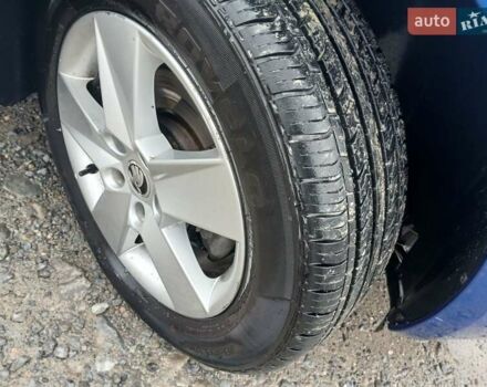 Шкода Октавія 2014 у Хмельницькому на Automoto.ua Синій Шкода Октавія, об'ємом двигуна 1.6 л та пробігом 320 тис. км за 10800 $, фото 3 на Automoto.ua