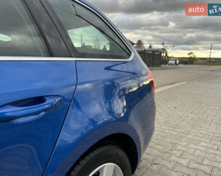 Шкода Октавия 2014 в Ровно на Automoto.ua Синий Шкода Октавия, объемом двигателя 2 л и пробегом 149 тыс. км за 13300 $, фото 4 на Automoto.ua