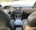 Синий Шкода Октавия, объемом двигателя 2 л и пробегом 270 тыс. км за 16000 $, фото 4 на Automoto.ua