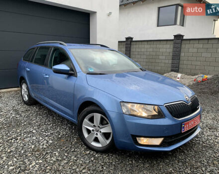 Синий Шкода Октавия, объемом двигателя 0 л и пробегом 225 тыс. км за 10950 $, фото 1 на Automoto.ua