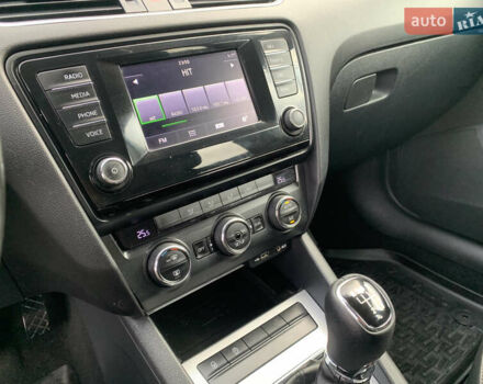 Синий Шкода Октавия, объемом двигателя 0 л и пробегом 225 тыс. км за 10950 $, фото 38 на Automoto.ua