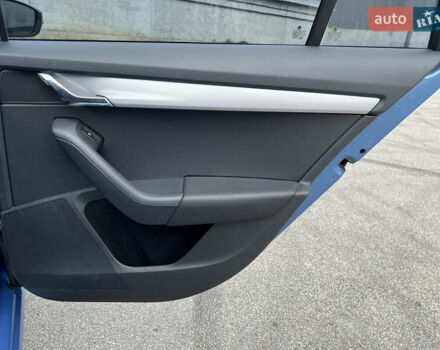 Синий Шкода Октавия, объемом двигателя 1.6 л и пробегом 242 тыс. км за 10700 $, фото 23 на Automoto.ua