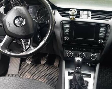 Синій Шкода Октавія, об'ємом двигуна 1.6 л та пробігом 292 тис. км за 8400 $, фото 7 на Automoto.ua