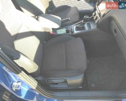 Синий Шкода Октавия, объемом двигателя 1.6 л и пробегом 250 тыс. км за 10500 $, фото 3 на Automoto.ua