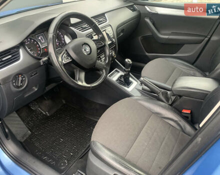 Синий Шкода Октавия, объемом двигателя 0 л и пробегом 225 тыс. км за 10950 $, фото 19 на Automoto.ua