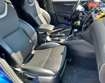 Синий Шкода Октавия, объемом двигателя 2 л и пробегом 235 тыс. км за 15290 $, фото 18 на Automoto.ua