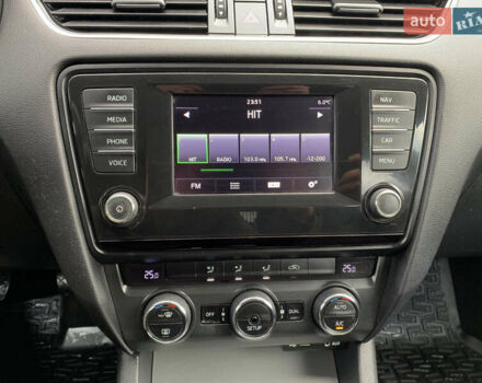 Синий Шкода Октавия, объемом двигателя 0 л и пробегом 225 тыс. км за 10950 $, фото 45 на Automoto.ua