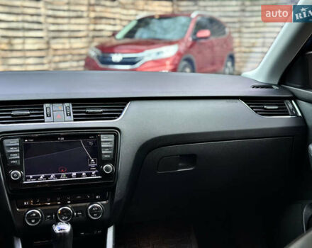 Синий Шкода Октавия, объемом двигателя 1.6 л и пробегом 216 тыс. км за 12900 $, фото 67 на Automoto.ua