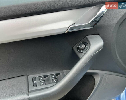 Синий Шкода Октавия, объемом двигателя 1.6 л и пробегом 242 тыс. км за 10700 $, фото 9 на Automoto.ua